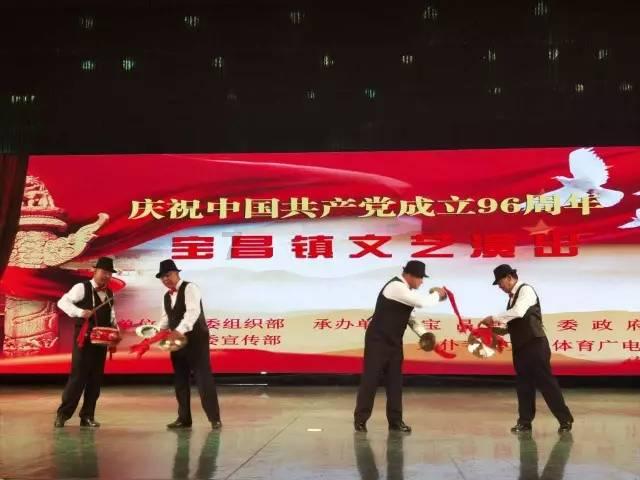 supreme有这款衣服吗？游戏画面